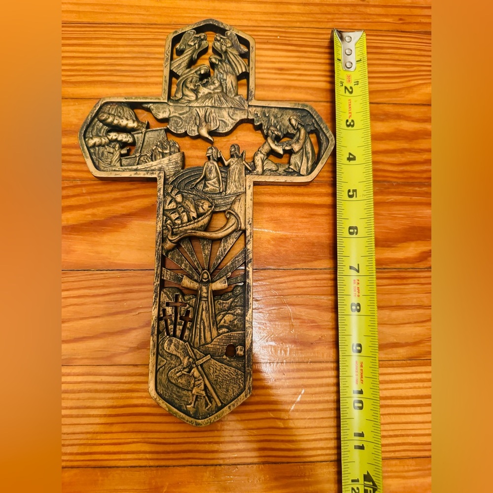 ANTIQUE Crucifix